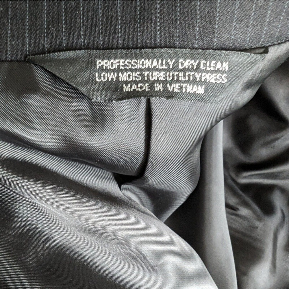 Claiborne 100% Wool Charcoal Pinstriped Suit Jacket Blazer 42 R New With Tags - Picture 10 of 13